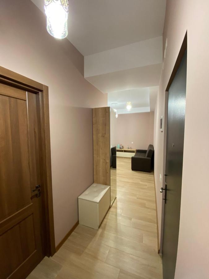 Lovely And Cozy Apartment! Kutaisi Bagian luar foto