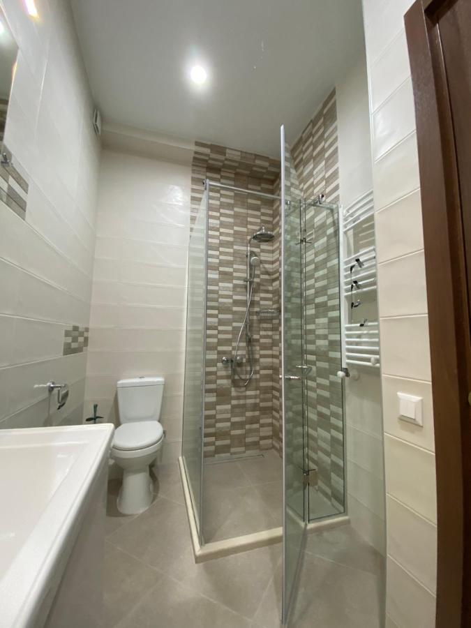 Lovely And Cozy Apartment! Kutaisi Bagian luar foto
